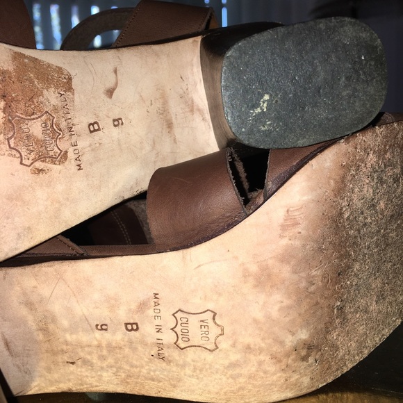 DKNY Woven Leather Sandals - Picture 8 of 8